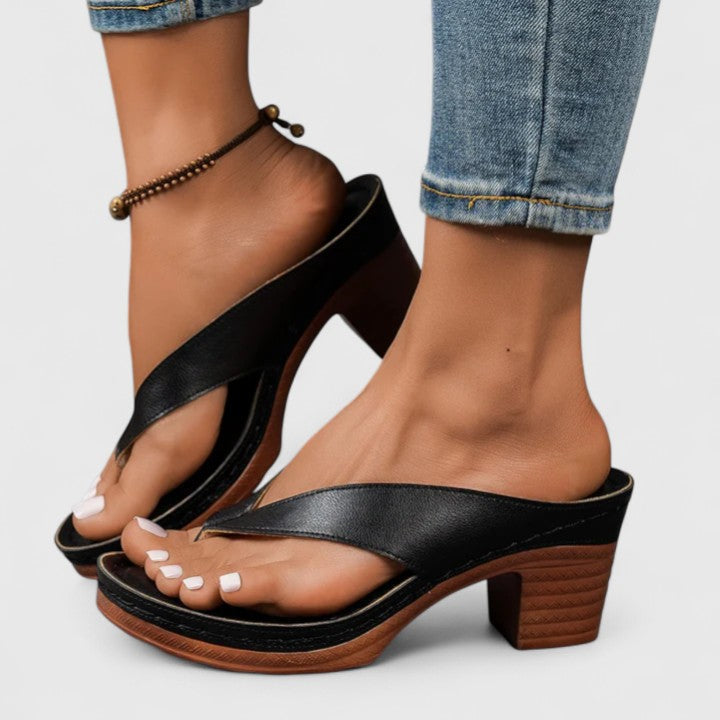 Damskie Klapki Remi na Słupku i Platformie | Elegancki Pasek V | Stabilny Obcas | Letnie Klapki Slip-On